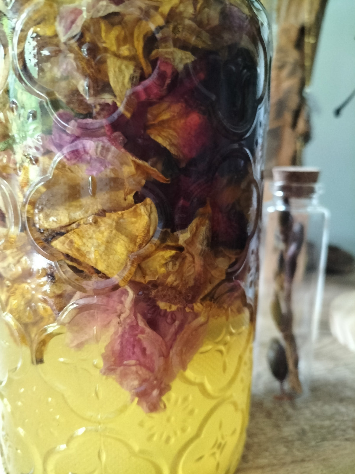 Eau de parfum huileuse artisanale