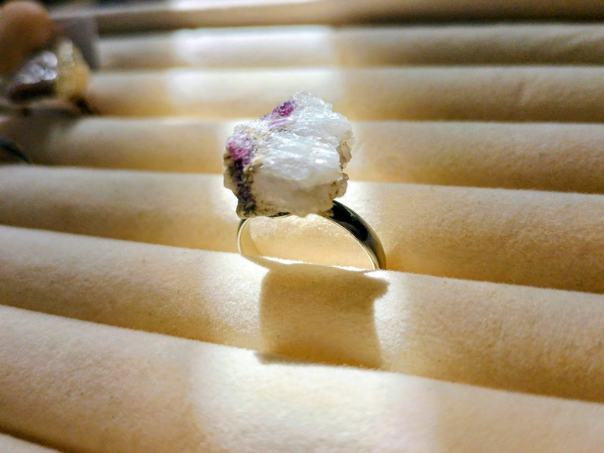 Bague brute