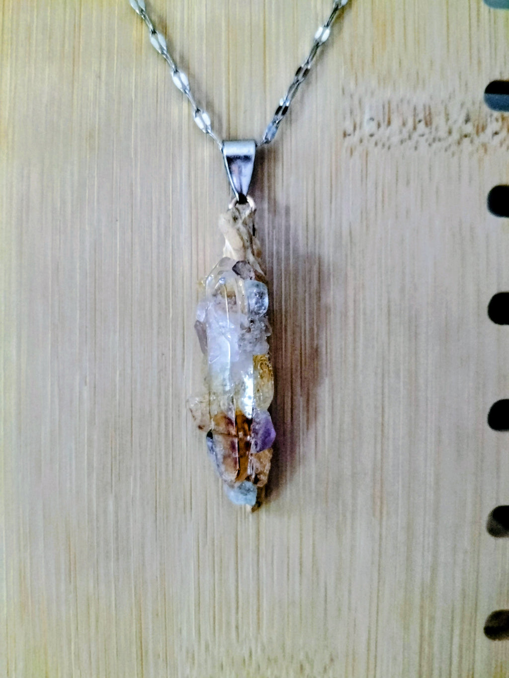 Collier amulette