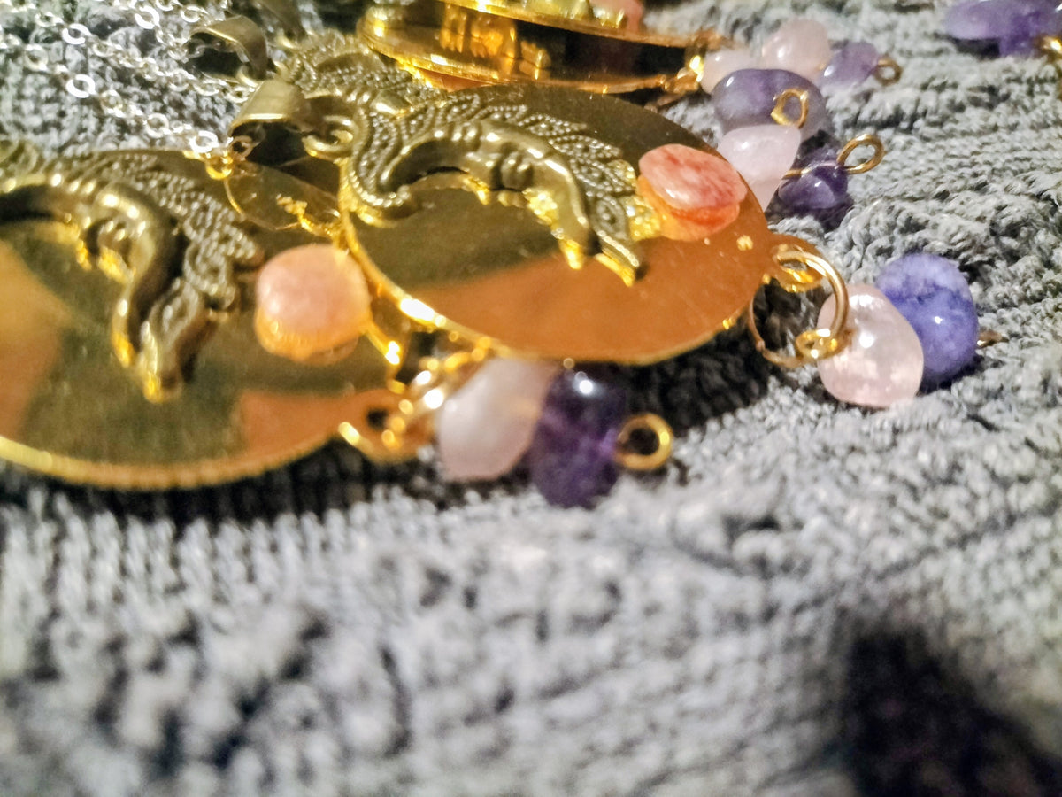Collier croix de lune